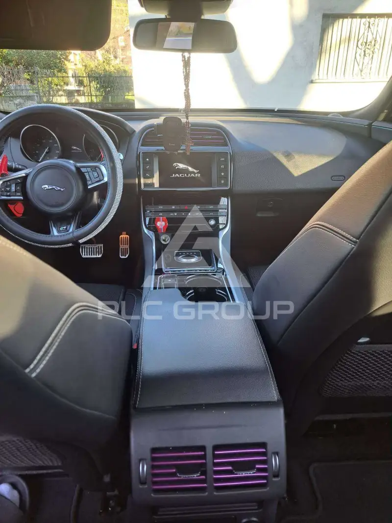2017 Jaguar XE