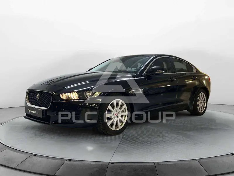 2017 Jaguar XE