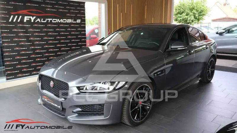 2017 Jaguar XE