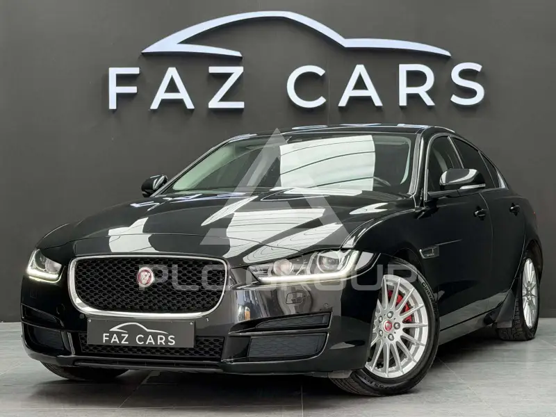 2017 Jaguar XE
