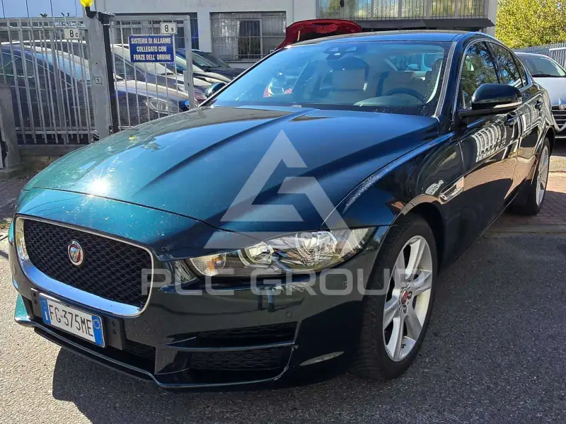2017 Jaguar XE