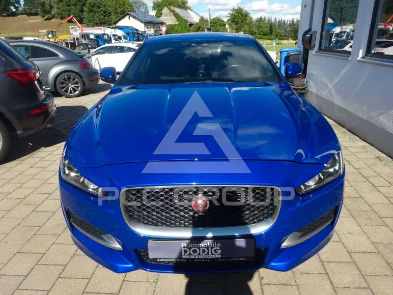 2017 Jaguar XE