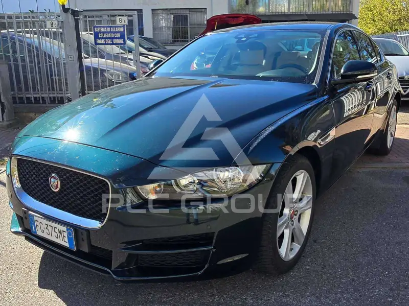 2017 Jaguar XE