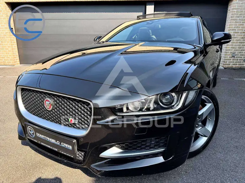 2017 Jaguar XE