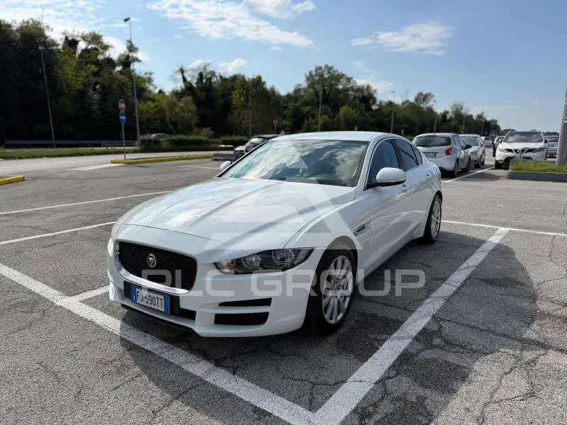 2017 Jaguar XE