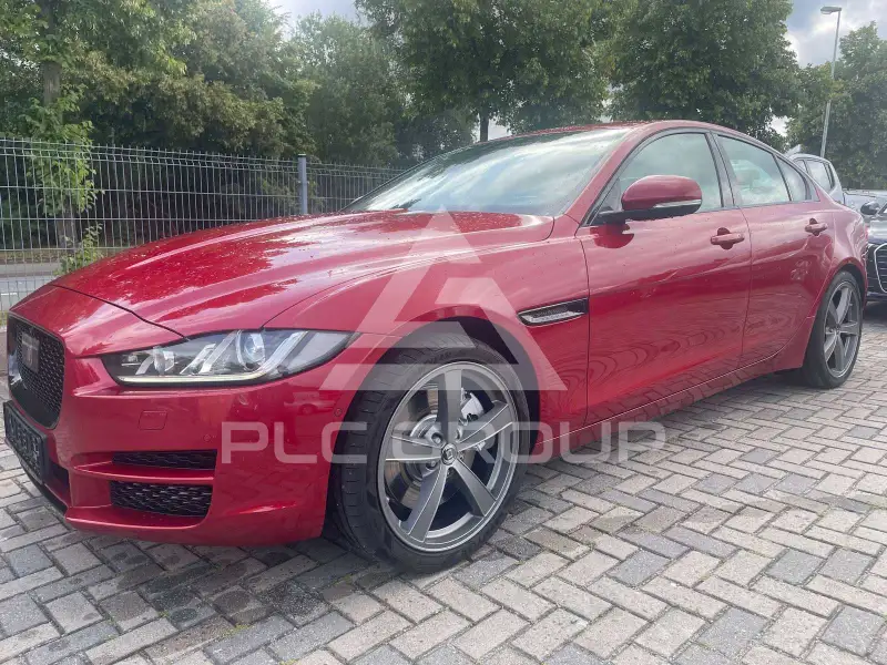 2017 Jaguar XE