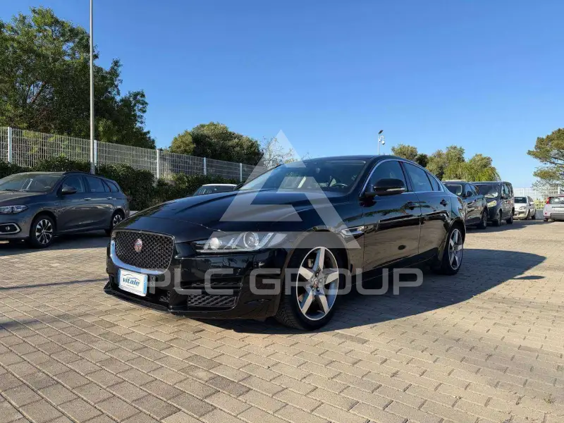 2017 Jaguar XE