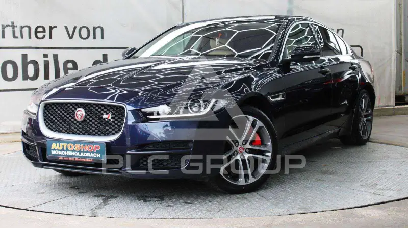 2017 Jaguar XE