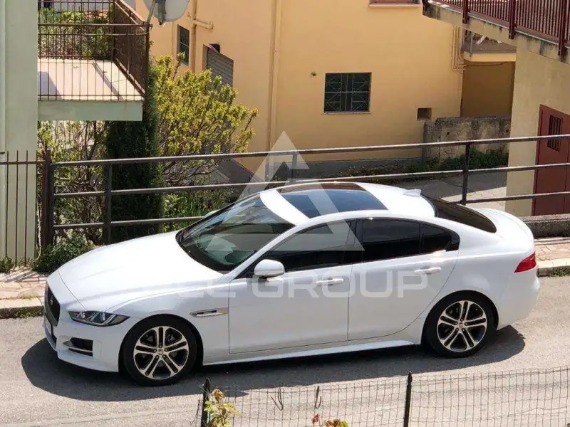 2017 Jaguar XE