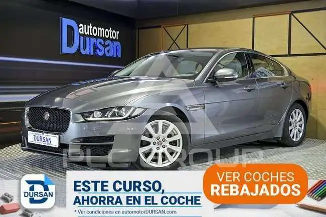 2017 Jaguar XE