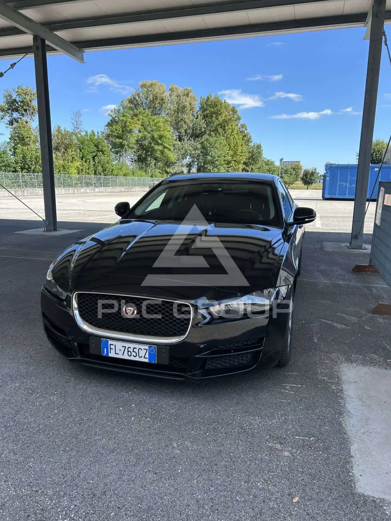 2017 Jaguar XE