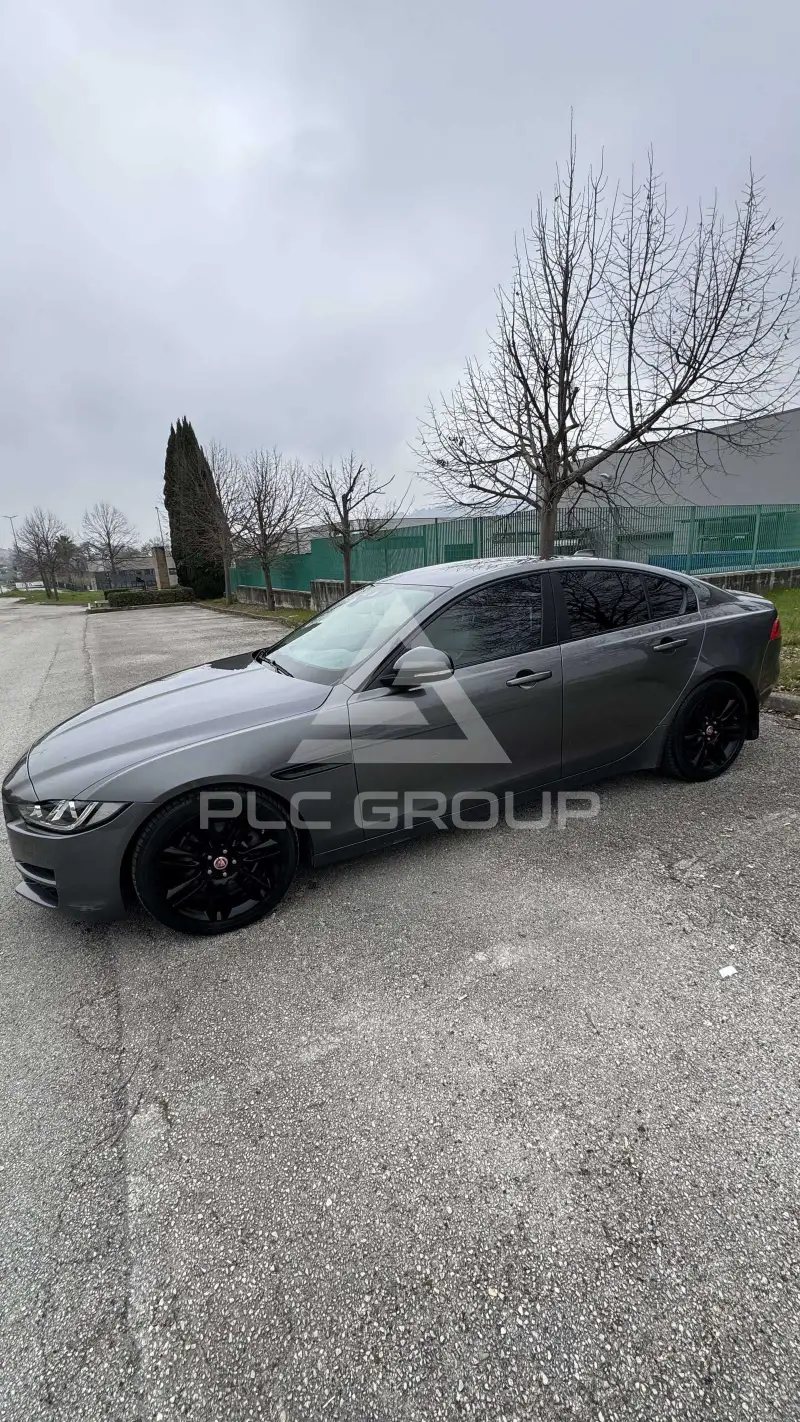 2017 Jaguar XE