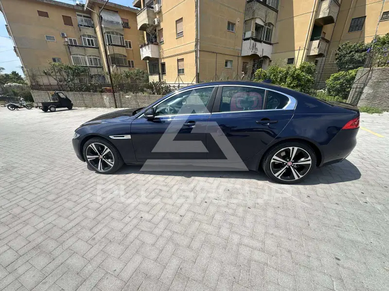 2017 Jaguar XE
