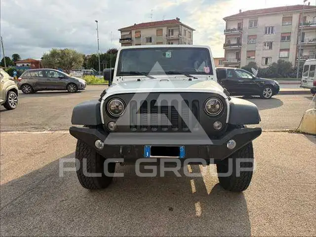 2017 Jeep WRANGLER