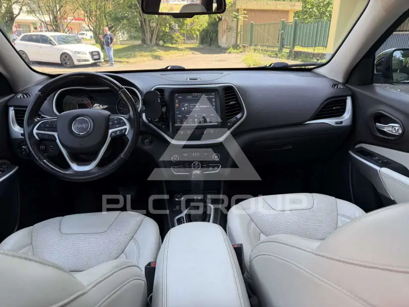 2017 Jeep CHEROKEE