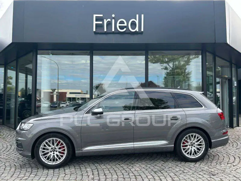 2017 Audi SQ7