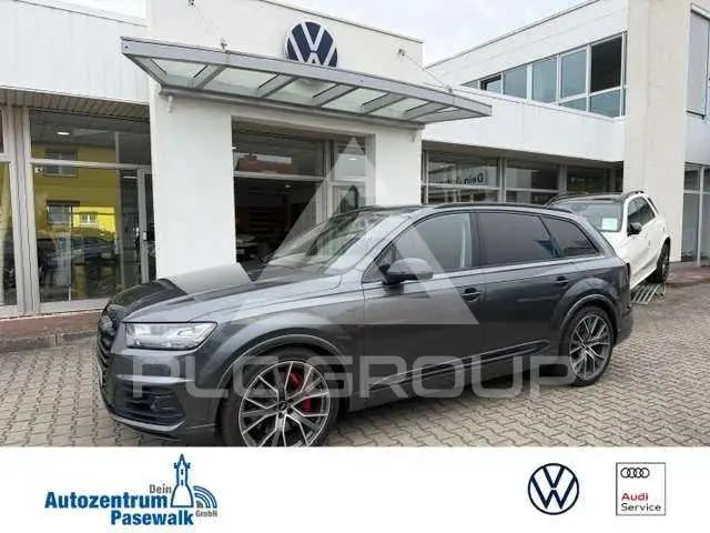 2017 Audi SQ7
