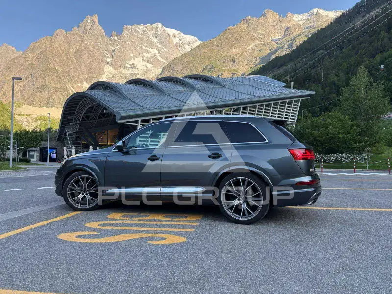 2017 Audi SQ7
