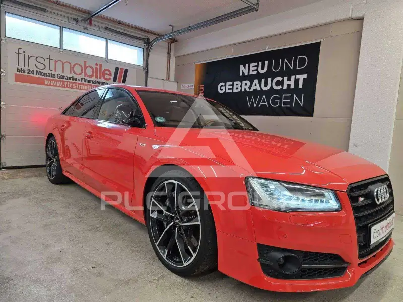 2017 Audi S8