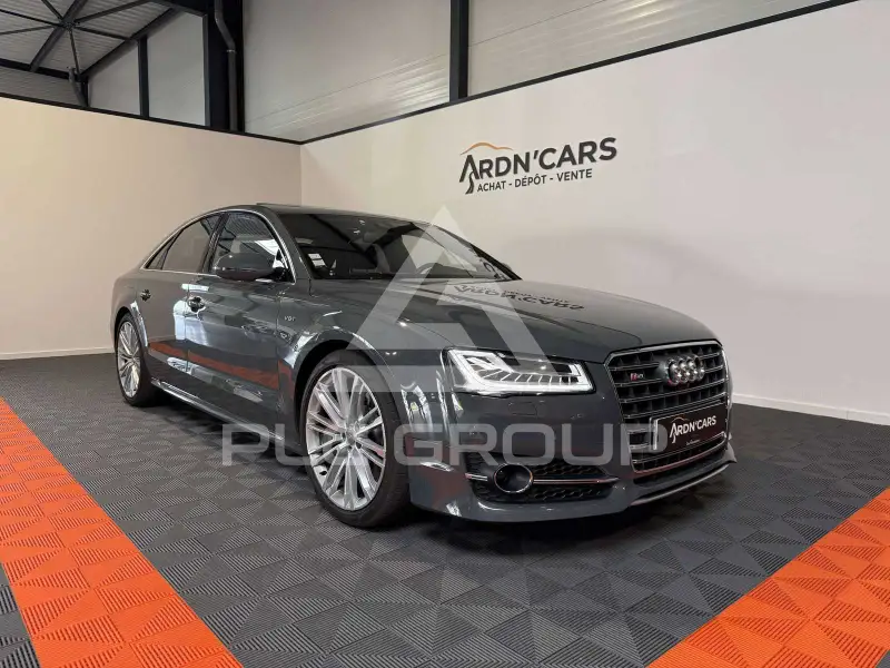 2017 Audi S8