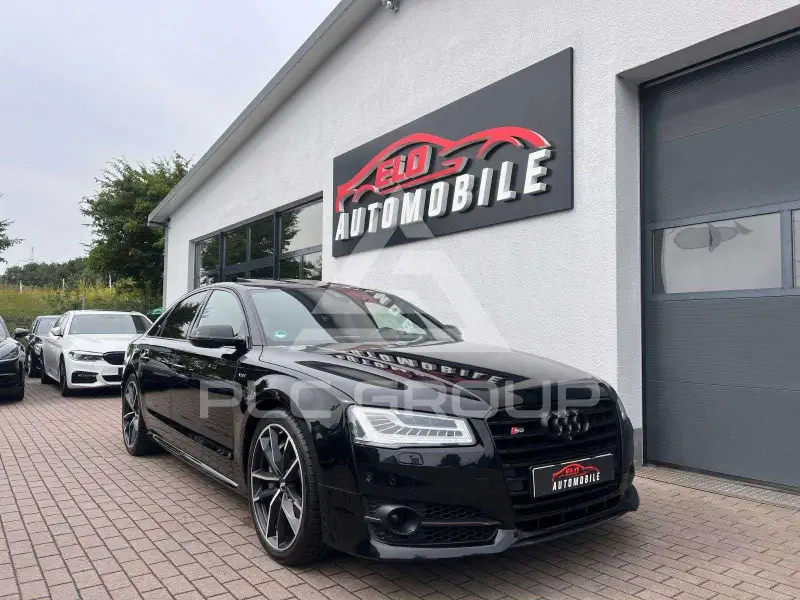 2017 Audi S8