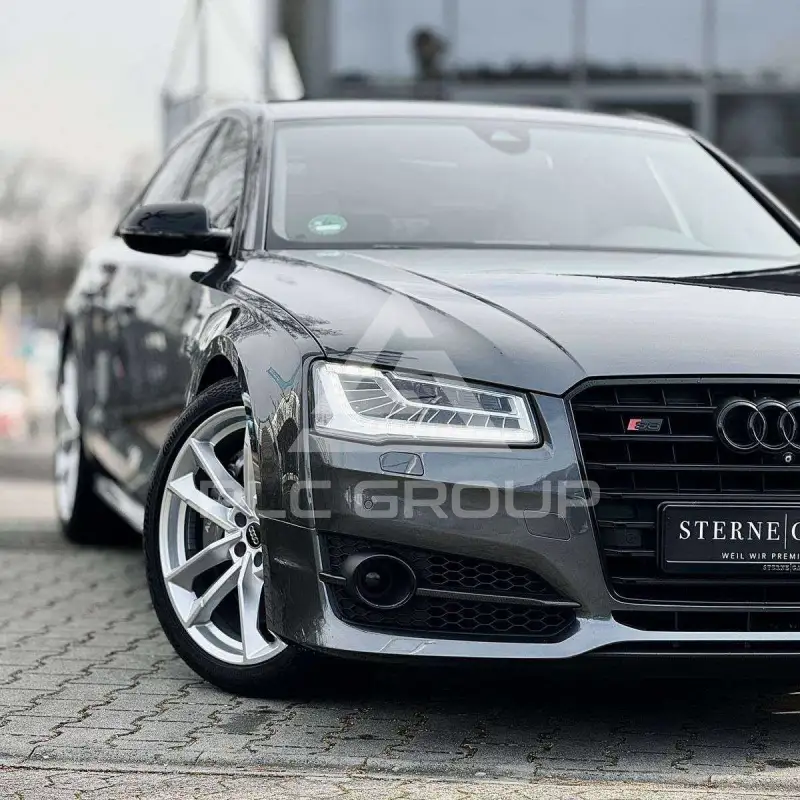 2017 Audi S8
