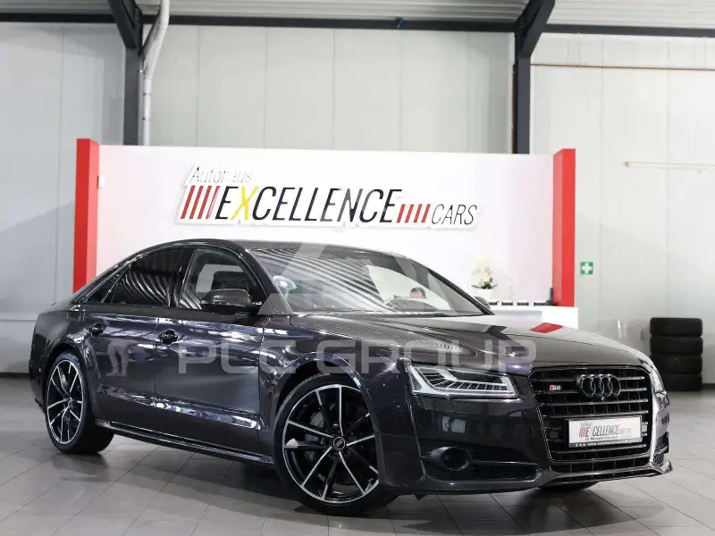 2017 Audi S8