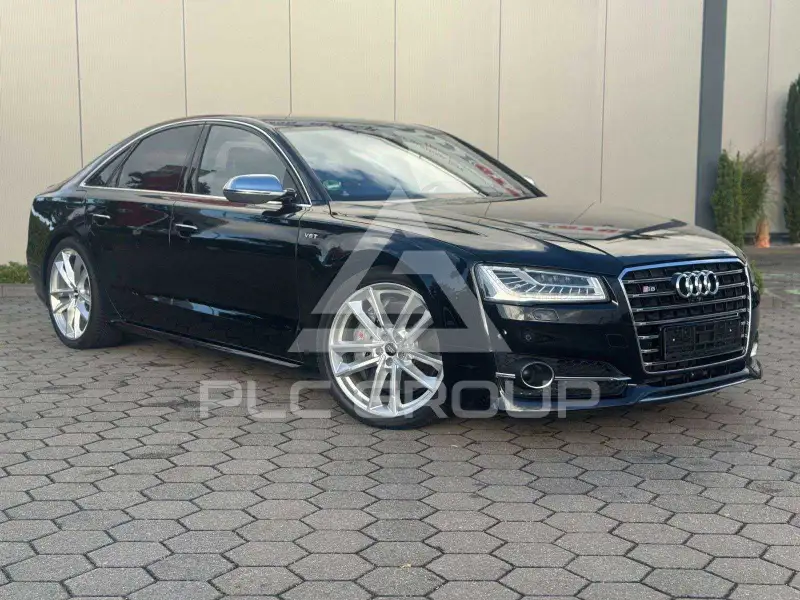 2017 Audi S8