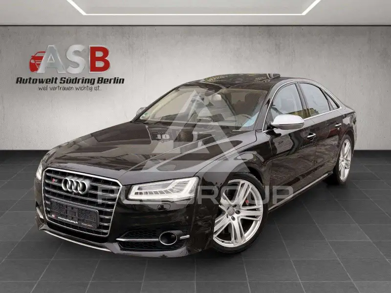 2017 Audi S8