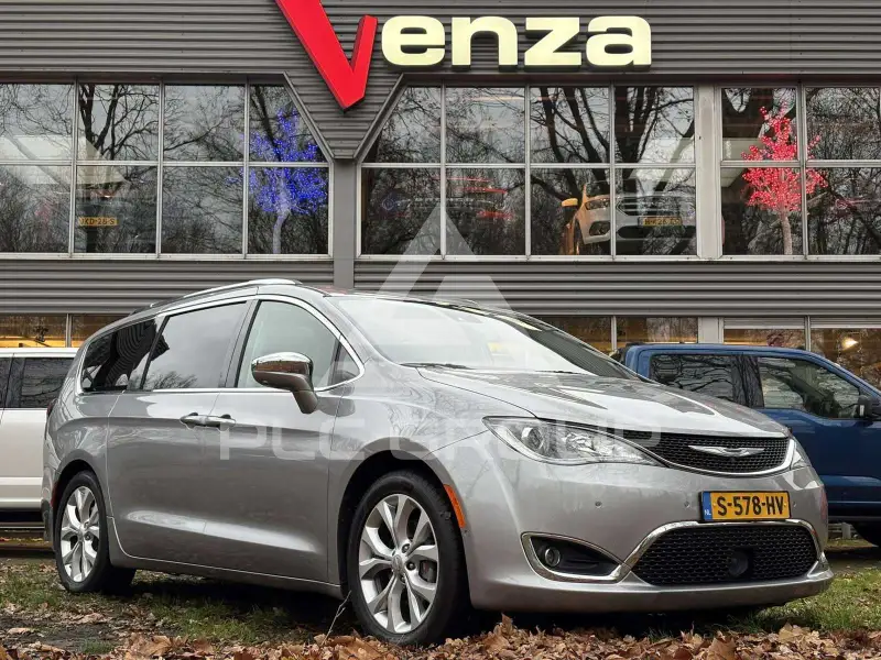 2017 Chrysler PACIFICA