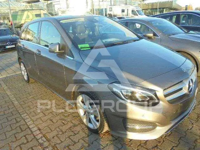 2017 Mercedes Benz B 200