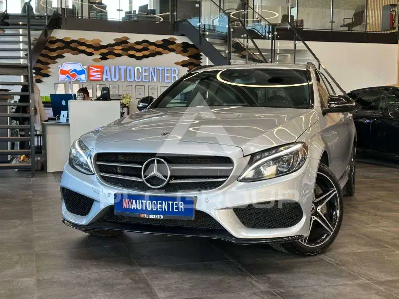 2017 Mercedes Benz C 400