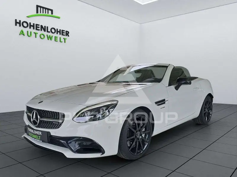 2017 Mercedes Benz SLC 430
