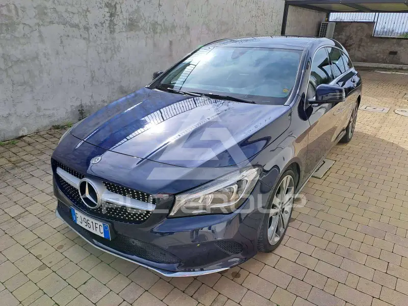 2017 Mercedes Benz CLA 200