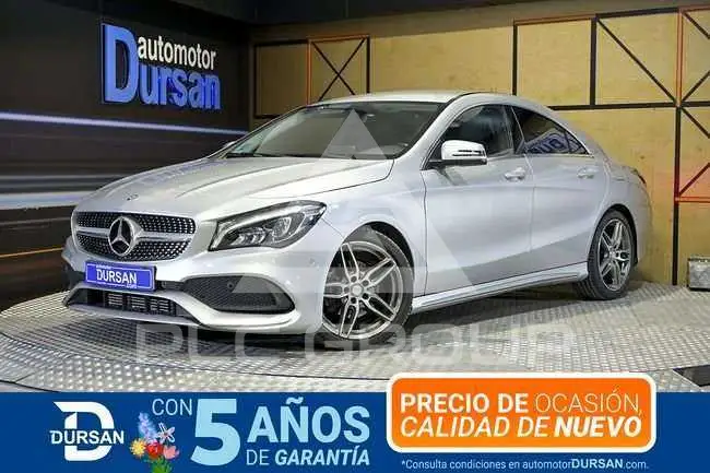 2017 Mercedes Benz CLA 200