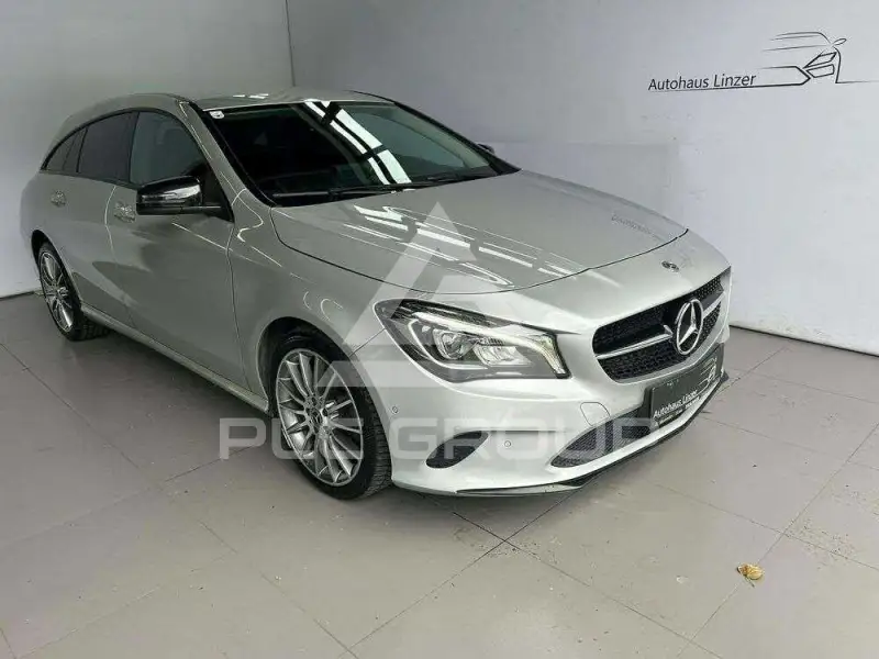 2017 Mercedes Benz CLA 220