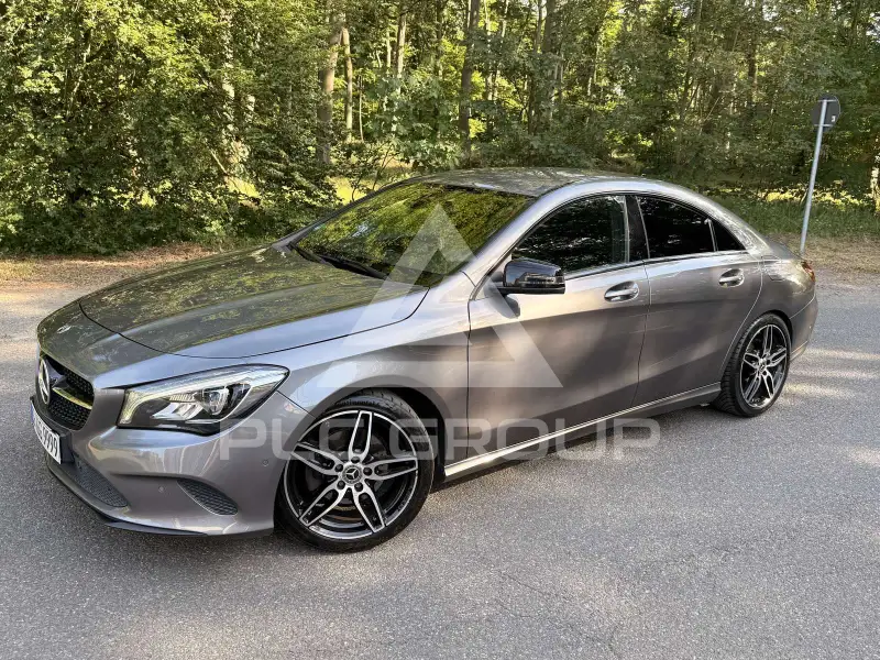 2017 Mercedes Benz CLA 220
