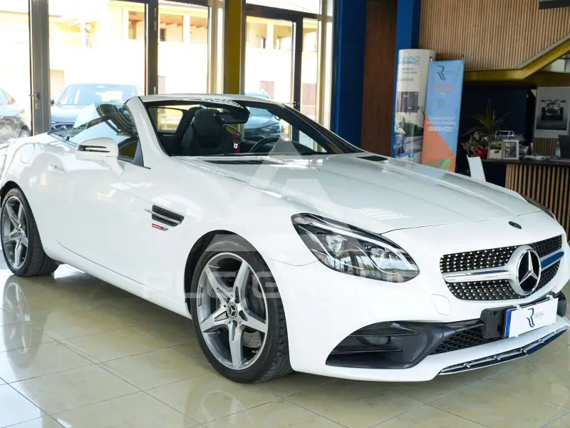 2017 Mercedes Benz SLC 200