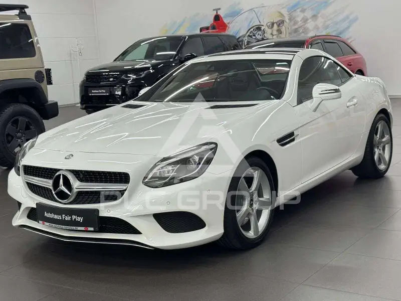 2017 Mercedes Benz SLC 200