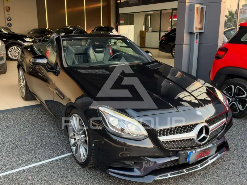 2017 Mercedes Benz SLC 200