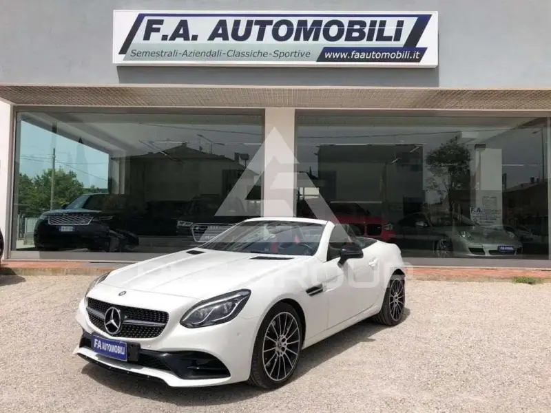 2017 Mercedes Benz SLC 200