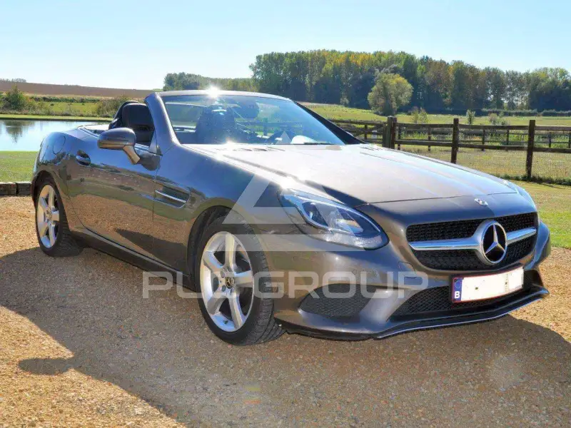 2017 Mercedes Benz SLC 200
