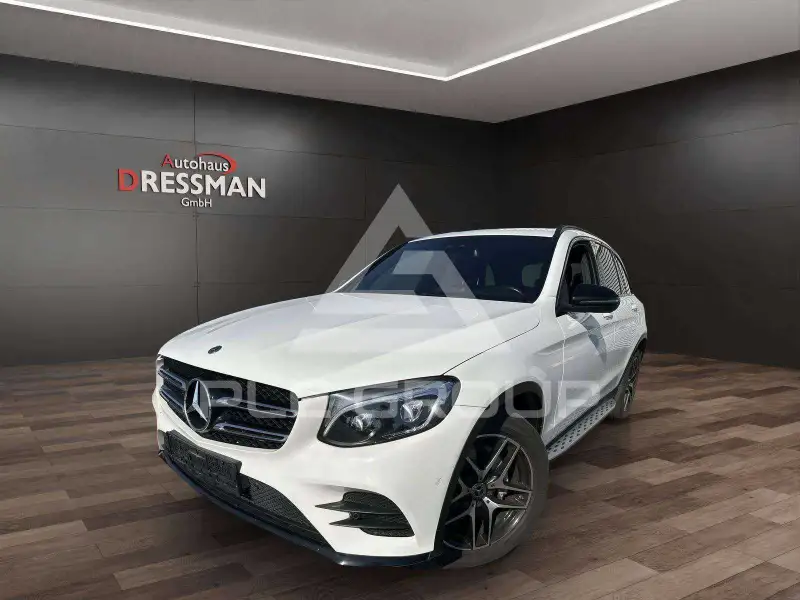 2017 Mercedes Benz GLC 250