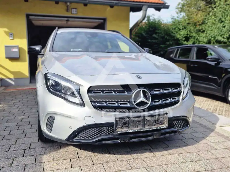 2017 Mercedes Benz A 180