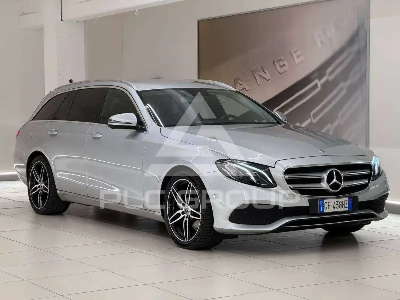 2017 Mercedes Benz E 200