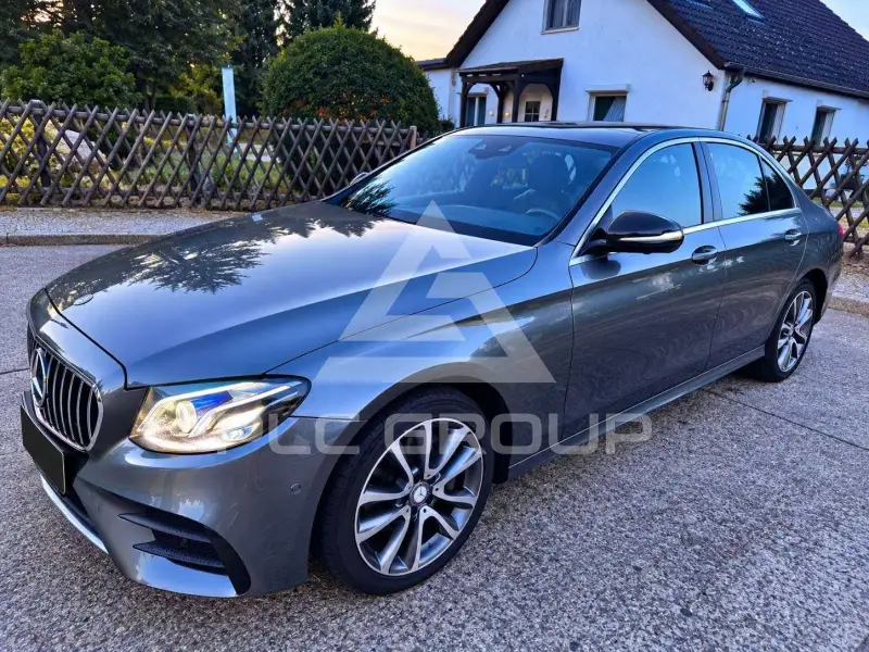 2017 Mercedes Benz E 220