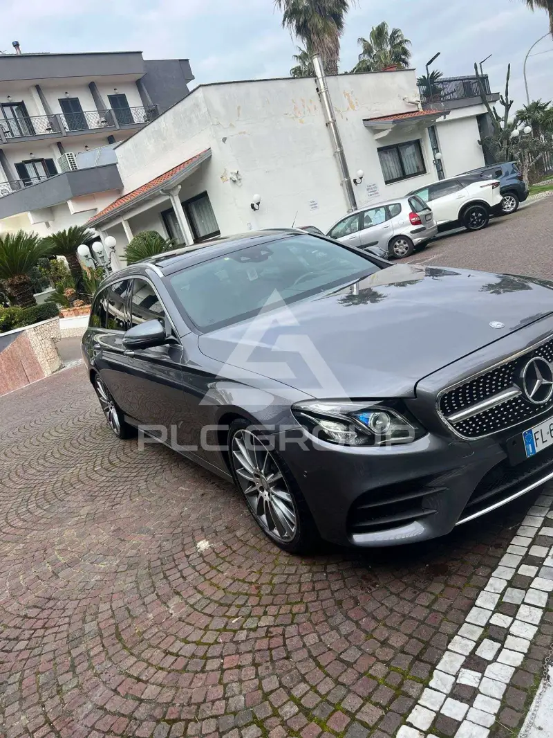2017 Mercedes Benz E 220