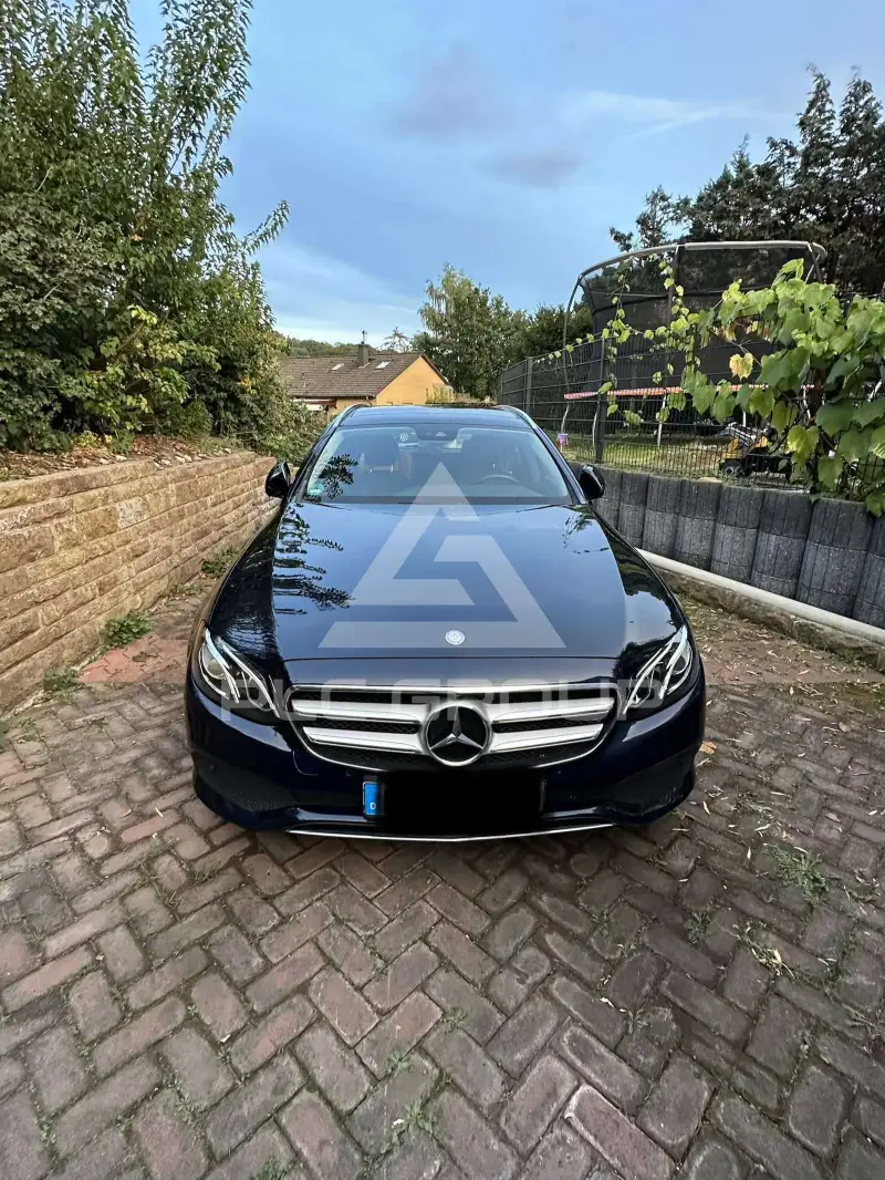 2017 Mercedes Benz E 220