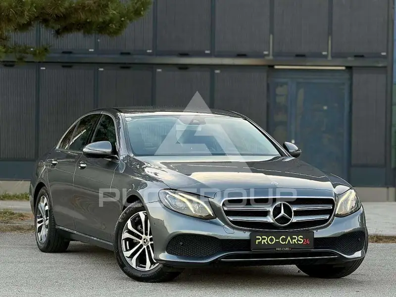 2017 Mercedes Benz E 220