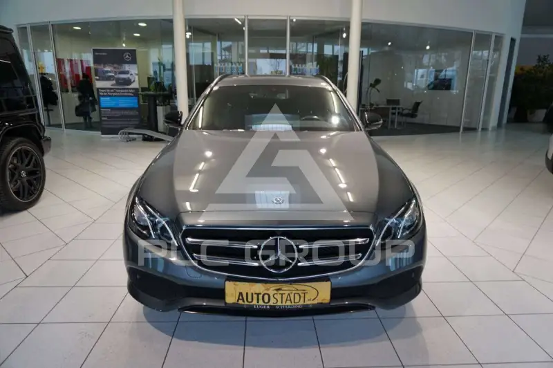 2017 Mercedes Benz E 220